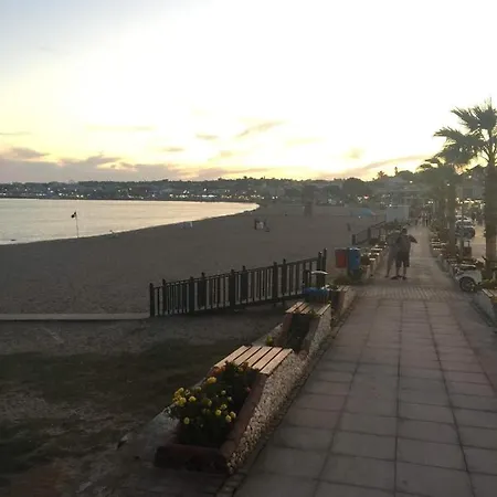Delightful Sleeps 8 Great Location Appartamento *